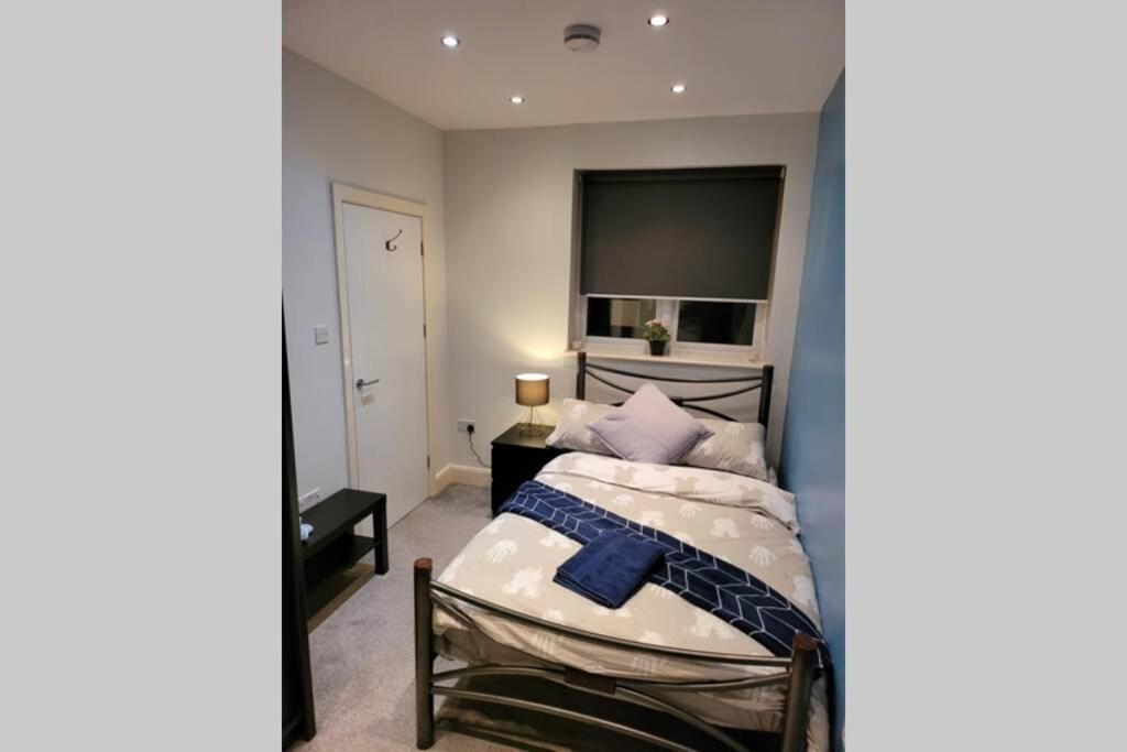 Contemporary 3 Bed Apartment In Hendon Central. Εξωτερικό φωτογραφία